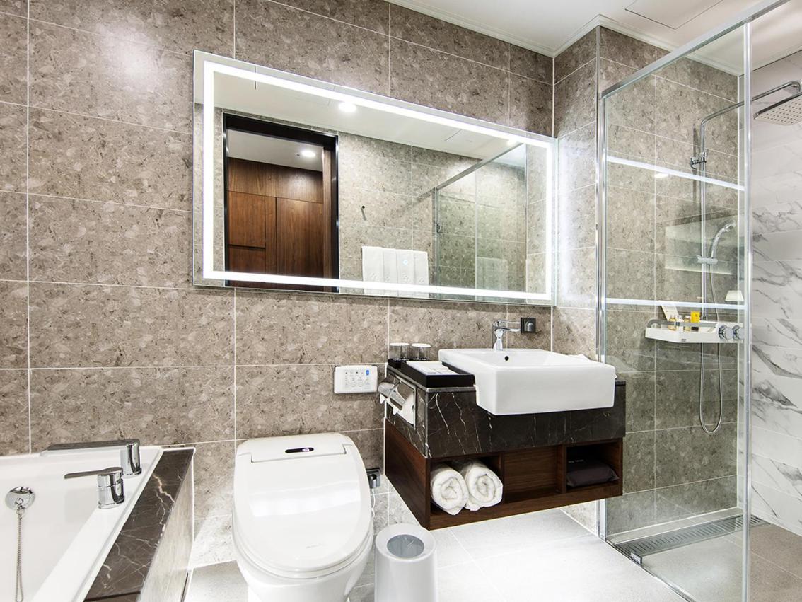 Best Western Plus Gyeongju Exterior photo