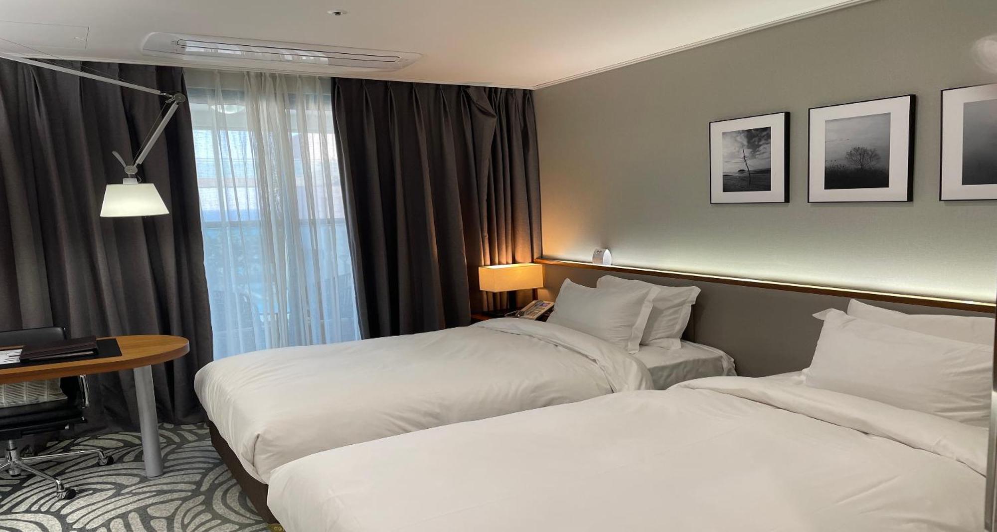 Best Western Plus Gyeongju Exterior photo