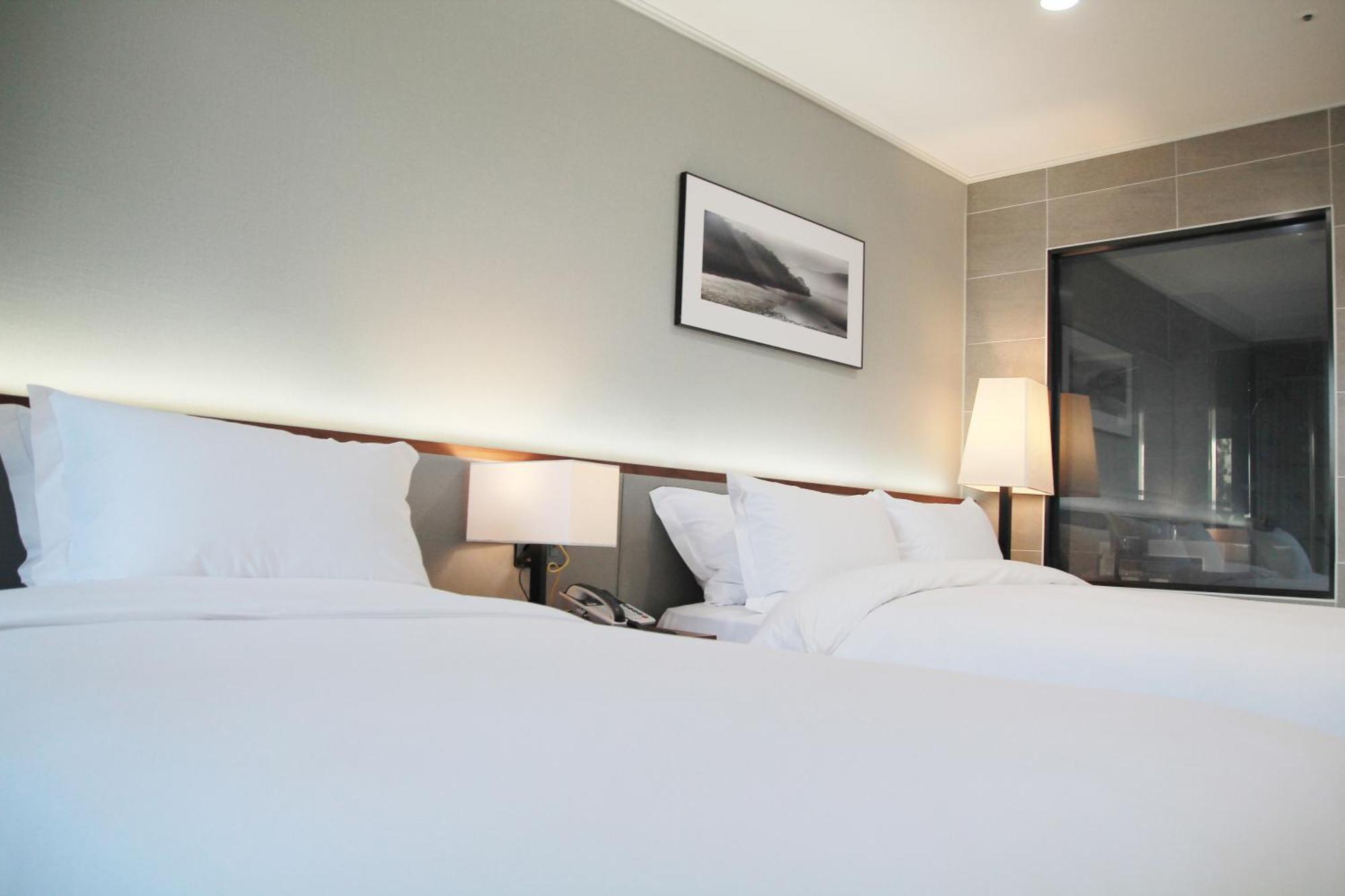 Best Western Plus Gyeongju Exterior photo